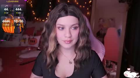 Snapshot of angelytaxx chatting on October 2025 07:12:02 AM Angel online show from October 2025 07:12:02 AM