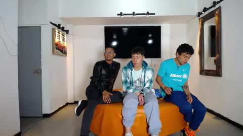 Snapshot of anghelytos chatting on December 2025 04:06:01 AM anghelytos online show from December 2025 04:06:01 AM