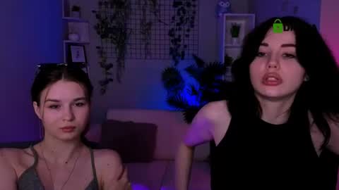 Snapshot of angie_foxy chatting on June 2026 07:20:01 PM Angle online show from June 2026 07:20:01 PM