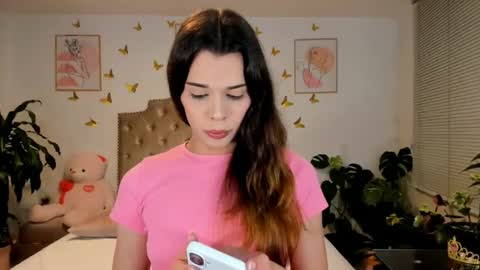 Snapshot of angie_modelo chatting on October 2025 01:40:01 AM Anabella online show from October 2025 01:40:01 AM