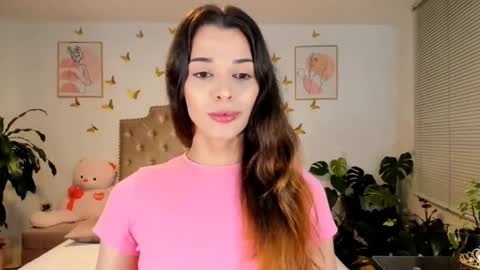 Snapshot of angie_modelo chatting on November 2025 01:38:02 AM Anabella online show from November 2025 01:38:02 AM