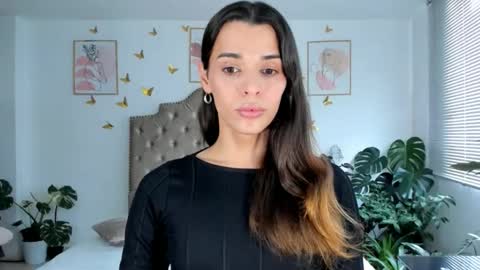 Snapshot of angie_modelo chatting on April 2026 06:23:02 PM Anabella online show from April 2026 06:23:02 PM