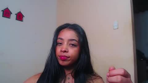 Snapshot of angielee01 chatting on January 2025 02:05:01 PM Angie y Andres online show from January 2025 02:05:01 PM