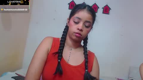 Snapshot of angielee01 chatting on February 2025 01:50:02 PM Angie y Andres online show from February 2025 01:50:02 PM