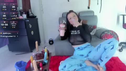 angierot2025 online show from November 2025 01:06:01 AM