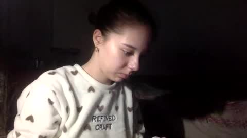 Angel Cute online show from April 2026 09:12:02 PM