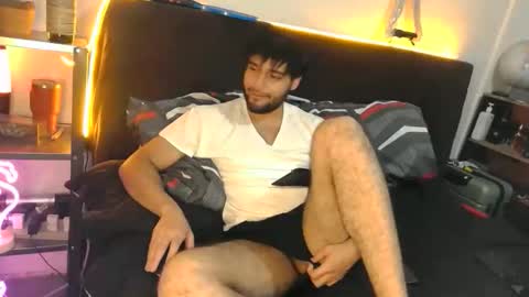 Snapshot of angrydeimos chatting on March 2026 06:21:01 AM Deimos online show from March 2026 06:21:01 AM