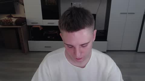 Snapshot of angryzan chatting on October 2025 06:00:02 AM vodka online show from October 2025 06:00:02 AM