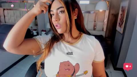 Snapshot of angueljones chatting on November 2025 04:44:02 AM Anguel online show from November 2025 04:44:02 AM