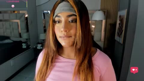 Snapshot of angueljones chatting on November 2025 05:16:02 AM Anguel online show from November 2025 05:16:02 AM