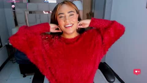 Snapshot of angueljones chatting on November 2025 04:58:02 AM Anguel online show from November 2025 04:58:02 AM