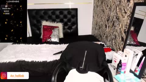 Anhell online show from January 2025 09:09:02 PM