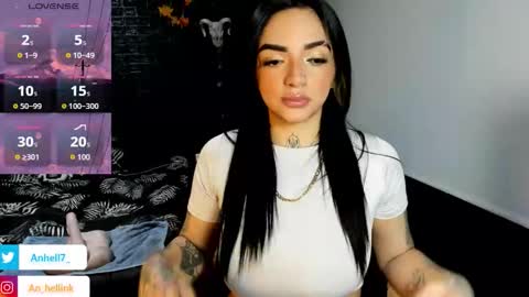 Anhell online show from December 2025 07:52:02 PM