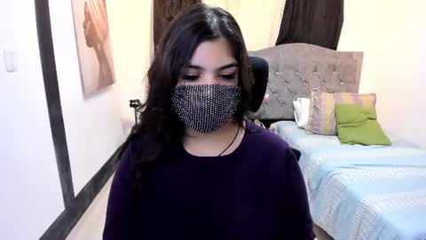 Snapshot of aniisaalii chatting on June 2026 01:04:01 PM Anissa online show from June 2026 01:04:01 PM