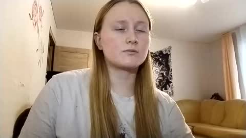 Anika online show from October 2025 05:05:01 AM