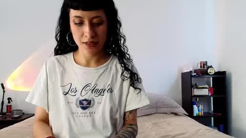 Snapshot of anika_lowen chatting on March 2025 05:29:02 PM Anika And Lowen Your Thumbs Up Are Super Important For Us online show from March 2025 05:29:02 PM