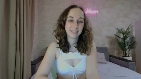 Snapshot of anikabloom chatting on January 2025 05:08:02 AM anikabloom online show from January 2025 05:08:02 AM