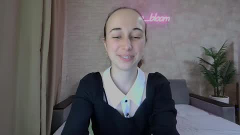 Snapshot of anikabloom chatting on January 2025 06:46:01 AM anikabloom online show from January 2025 06:46:01 AM