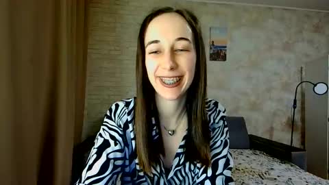 anikabloom online show from May 2026 07:08:02 PM