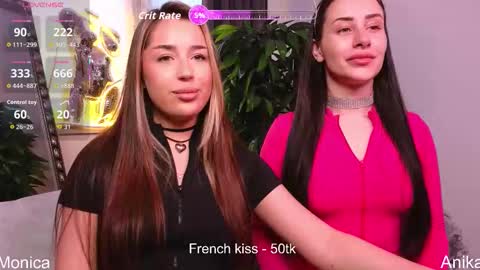 Snapshot of anikaharrys chatting on November 2025 01:04:01 PM Anika online show from November 2025 01:04:01 PM