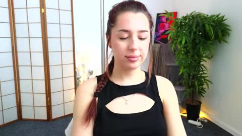 Anika online show from April 2026 07:23:01 AM