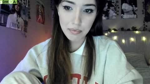 Snapshot of anisa_sweet chatting on September 2025 05:18:01 AM Anisa Moan from LovenseWet from Tip MenuOpen for Private online show from September 2025 05:18:01 AM