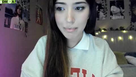 Anisa Moan from LovenseWet from Tip MenuOpen for Private online show from September 2025 05:34:01 AM