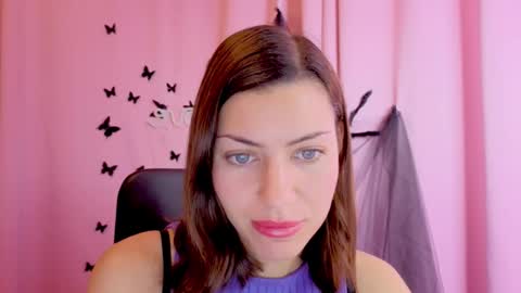 Snapshot of aniskyy chatting on November 2025 03:43:02 PM Anni online show from November 2025 03:43:02 PM