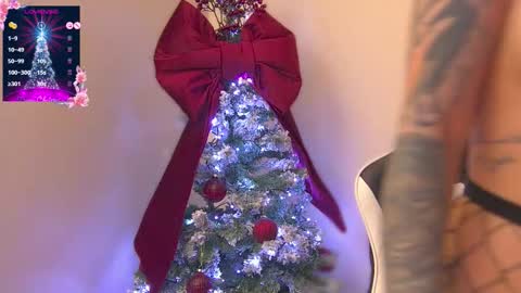 Snapshot of anissadesire chatting on December 2025 05:30:01 PM anissadesire online show from December 2025 05:30:01 PM