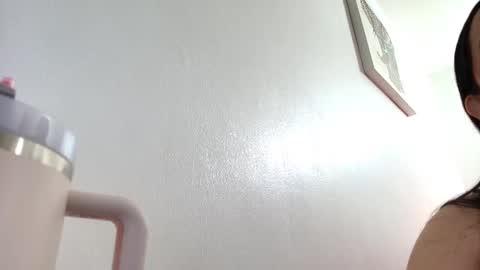 ana independent model online show from December 2025 10:02:01 AM