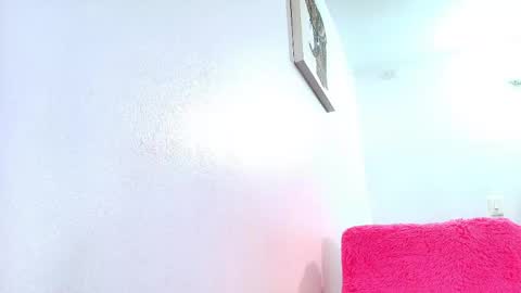 ana independent model online show from May 2026 06:30:01 AM