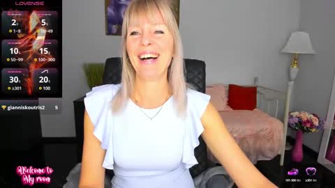 Snapshot of anita_tayson chatting on December 2024 07:21:01 AM Anita online show from December 2024 07:21:01 AM