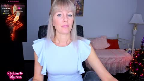 Snapshot of anita_tayson chatting on December 2024 06:57:02 AM Anita online show from December 2024 06:57:02 AM