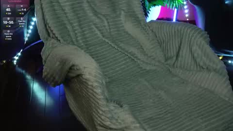 Snapshot of anita_von chatting on March 2026 05:08:02 AM anita_von online show from March 2026 05:08:02 AM