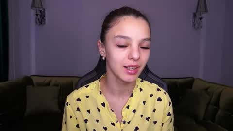 Anita online show from November 2025 01:58:02 PM