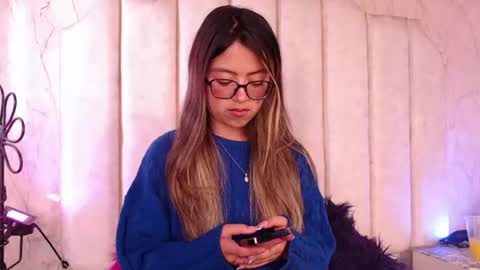 Snapshot of anittarouse chatting on June 2026 04:17:02 PM Anitta Rouse online show from June 2026 04:17:02 PM