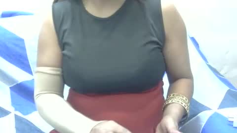 anjali_dogra786 online show from December 2025 09:29:01 AM