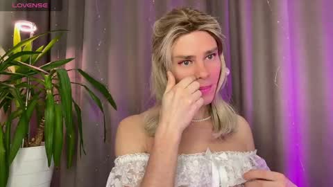 anjalin_sososok online show from April 2026 04:37:02 AM