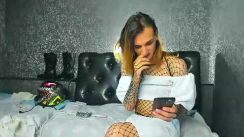 Snapshot of anjella_botton chatting on August 2026 06:07:02 PM Angel online show from August 2026 06:07:02 PM