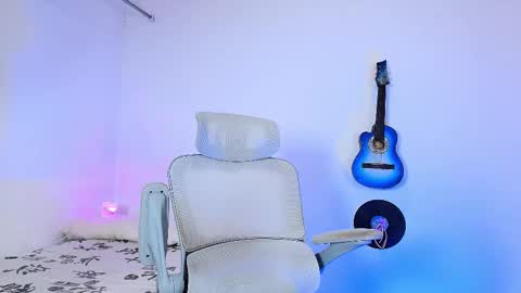 Snapshot of anky_xx chatting on September 2025 12:23:02 AM Anky online show from September 2025 12:23:02 AM