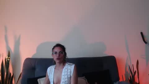 Snapshot of anmaadler chatting on January 2025 04:36:01 PM Anma Adler online show from January 2025 04:36:01 PM