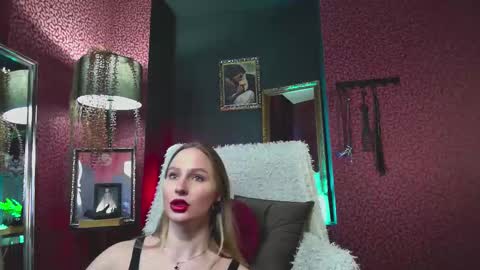 Ann online show from September 2025 02:55:01 PM