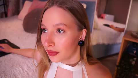 Ann online show from September 2025 02:55:02 PM