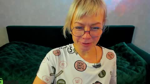 ann_annise online show from April 2026 07:44:02 AM
