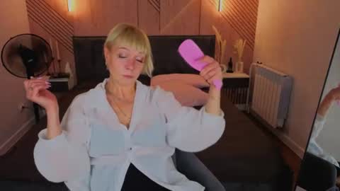 ann_annise online show from June 2026 12:59:01 AM