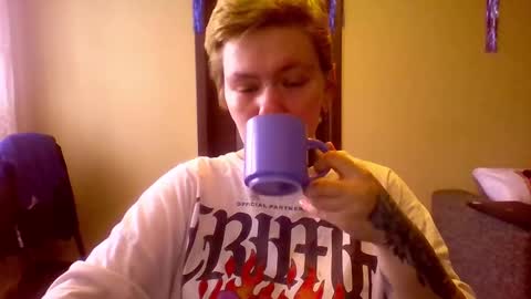 ann_lelala_ online show from February 2025 04:12:01 AM