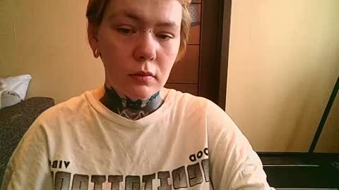 ann_lelala_ online show from February 2025 05:30:01 AM