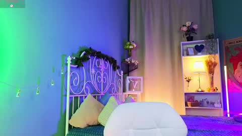 Violett online show from January 2025 04:28:02 PM