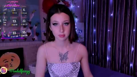 Snapshot of anna_de_fox chatting on February 2025 11:57:02 AM Anna online show from February 2025 11:57:02 AM