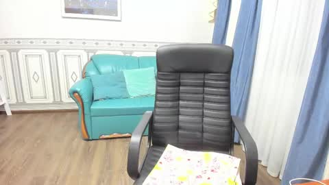 Snapshot of anna_ditrih chatting on March 2025 03:51:01 PM Anna Ditrih online show from March 2025 03:51:01 PM